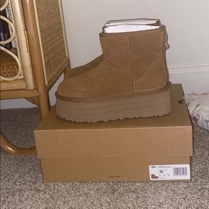 UGG classic mini platform